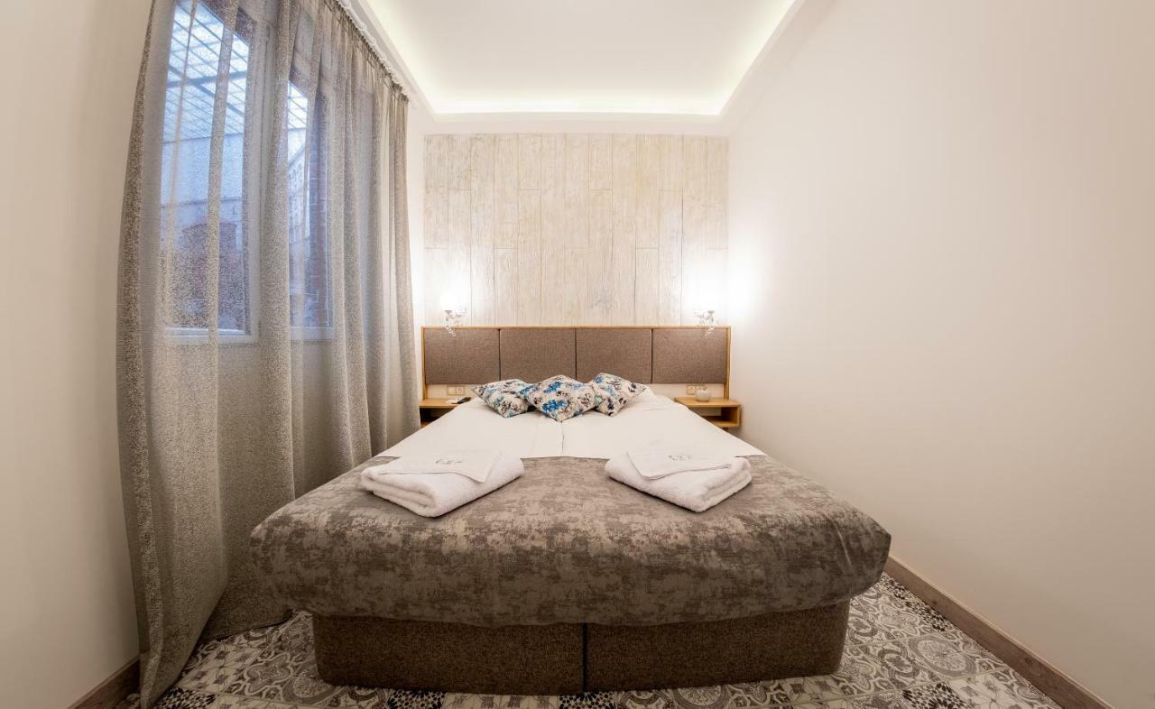 Sofia Pearl Life Apartment - No Window Apartment Luaran gambar